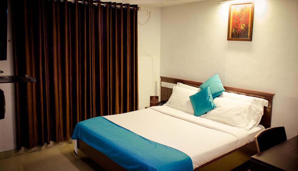 The Signature Inn Μπανγκαλόρ Εξωτερικό φωτογραφία