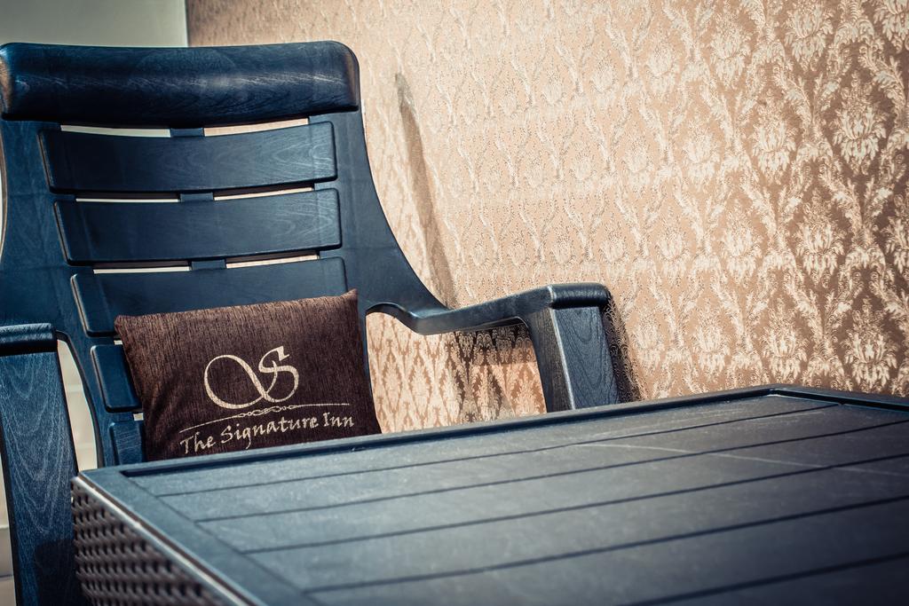 The Signature Inn Μπανγκαλόρ Δωμάτιο φωτογραφία